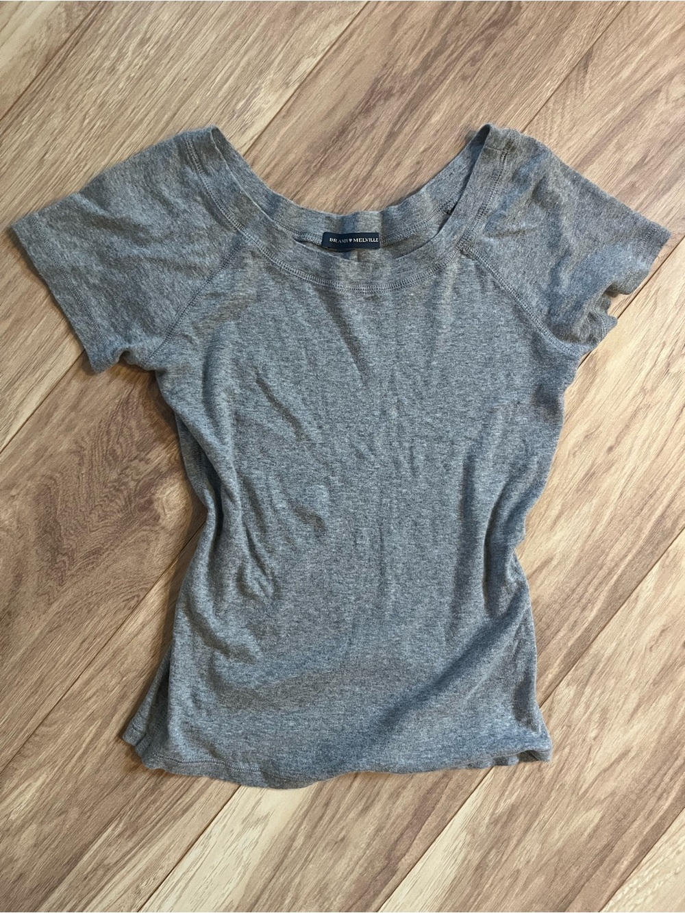 Brandy Melville gray heather baby tee